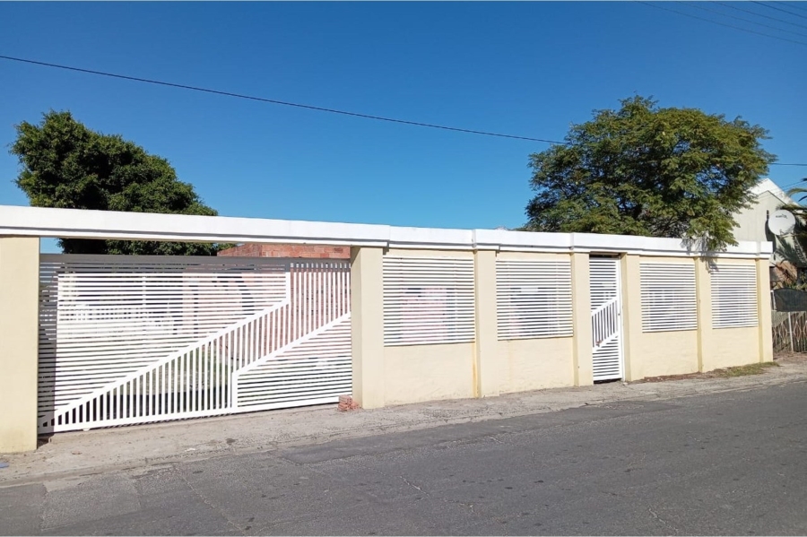 5 Bedroom Property for Sale in Bellville South Western Cape